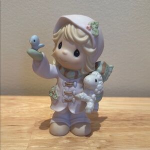 Precious Moments Figurine - The Future is in Our Hands - Girl with Bird and Lamb